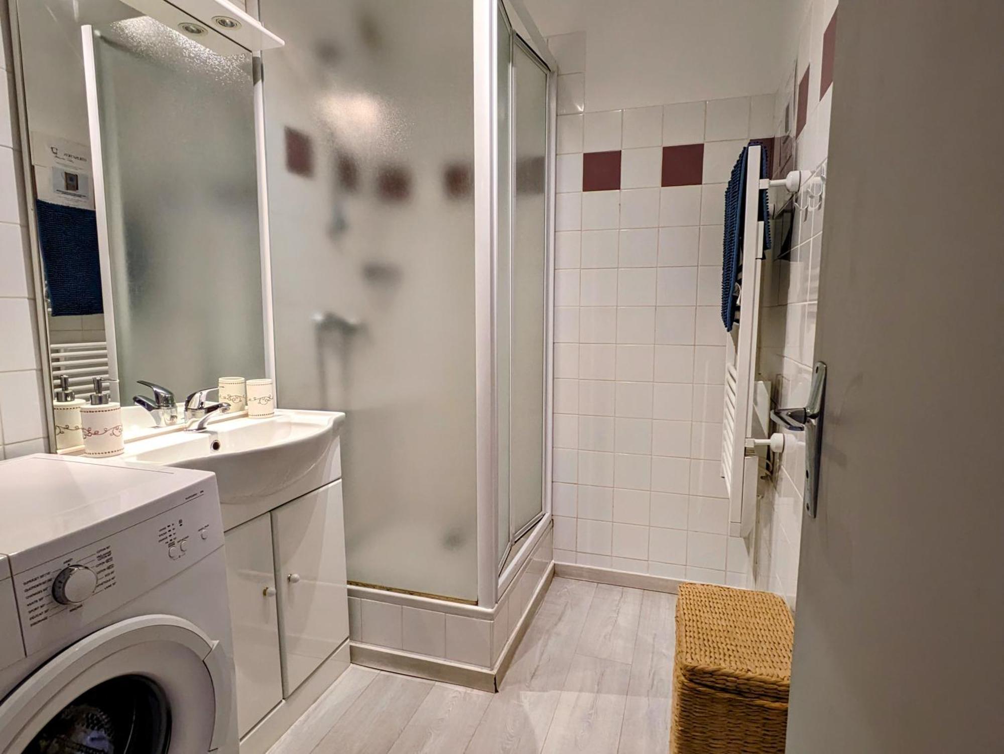 Appartement Central Avec Parking, Terrasse Et Wifi Collioure Esterno foto